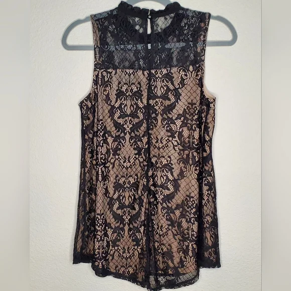 Fortune & Ivy Black Lace Overlay Top - Picture 4 of 10